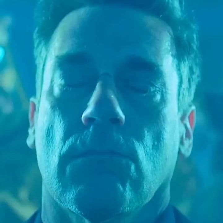 Anos 2000: Nostalgia e Desilusão